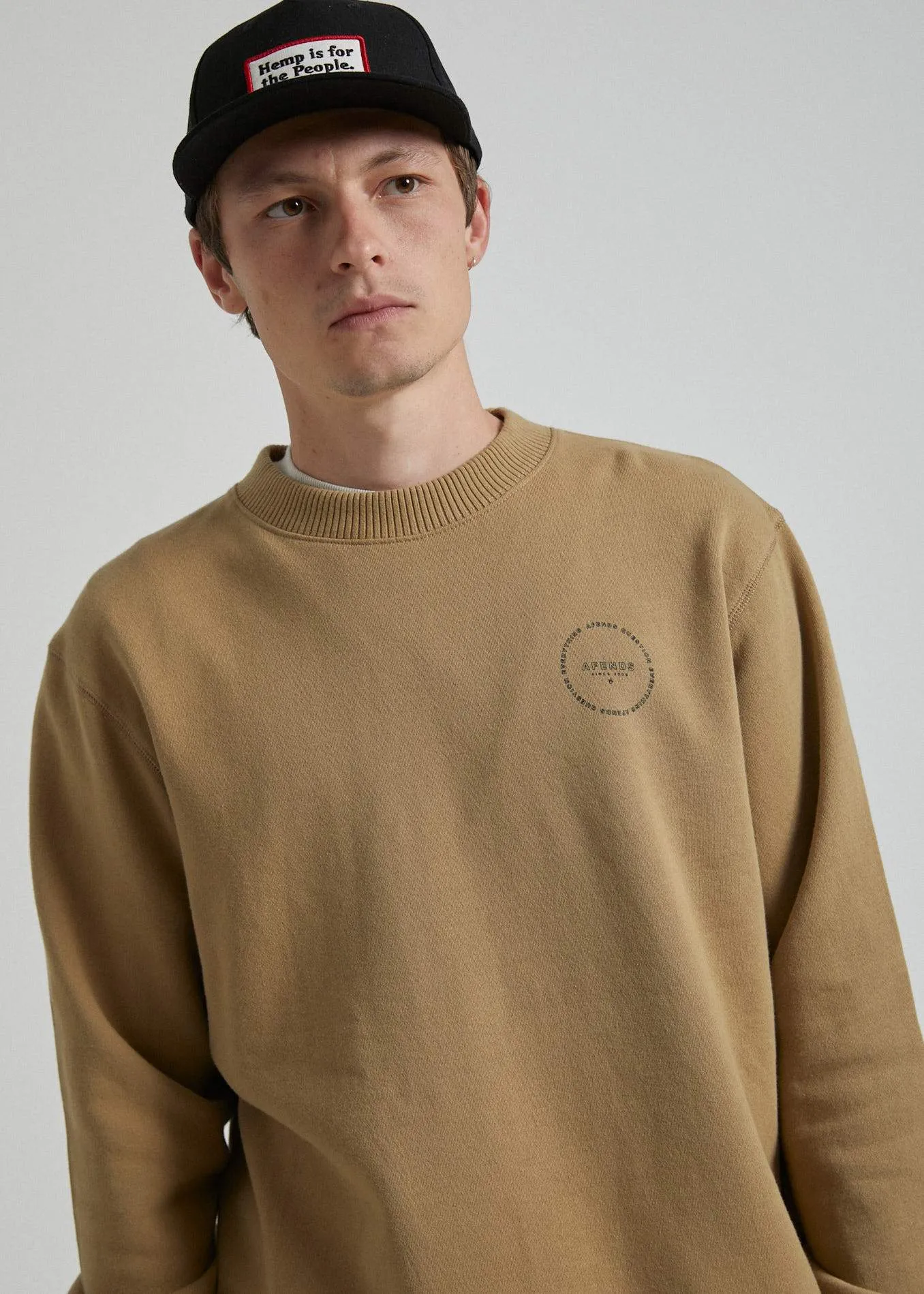 Afends Mens Circle Pit - Crew Neck - Moss