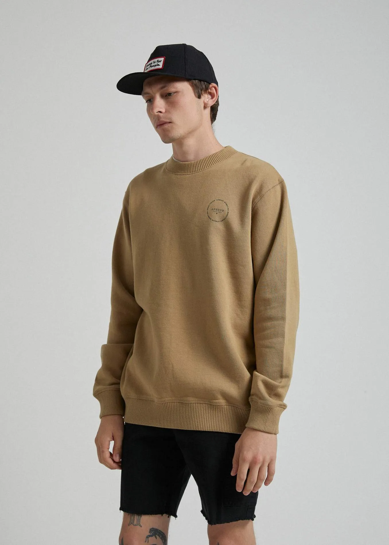 Afends Mens Circle Pit - Crew Neck - Moss