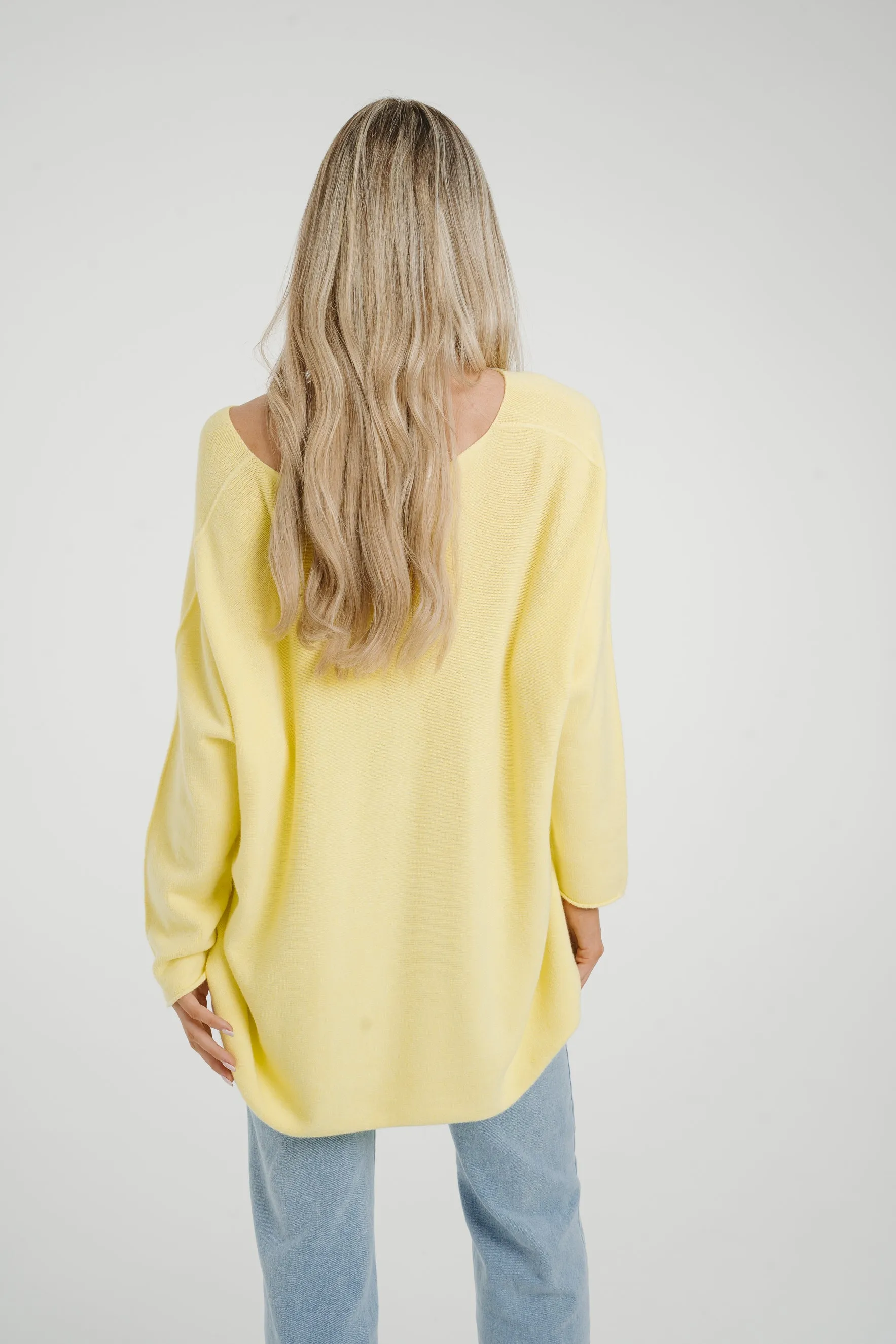 Amber V-Neck Jumper In Yellow