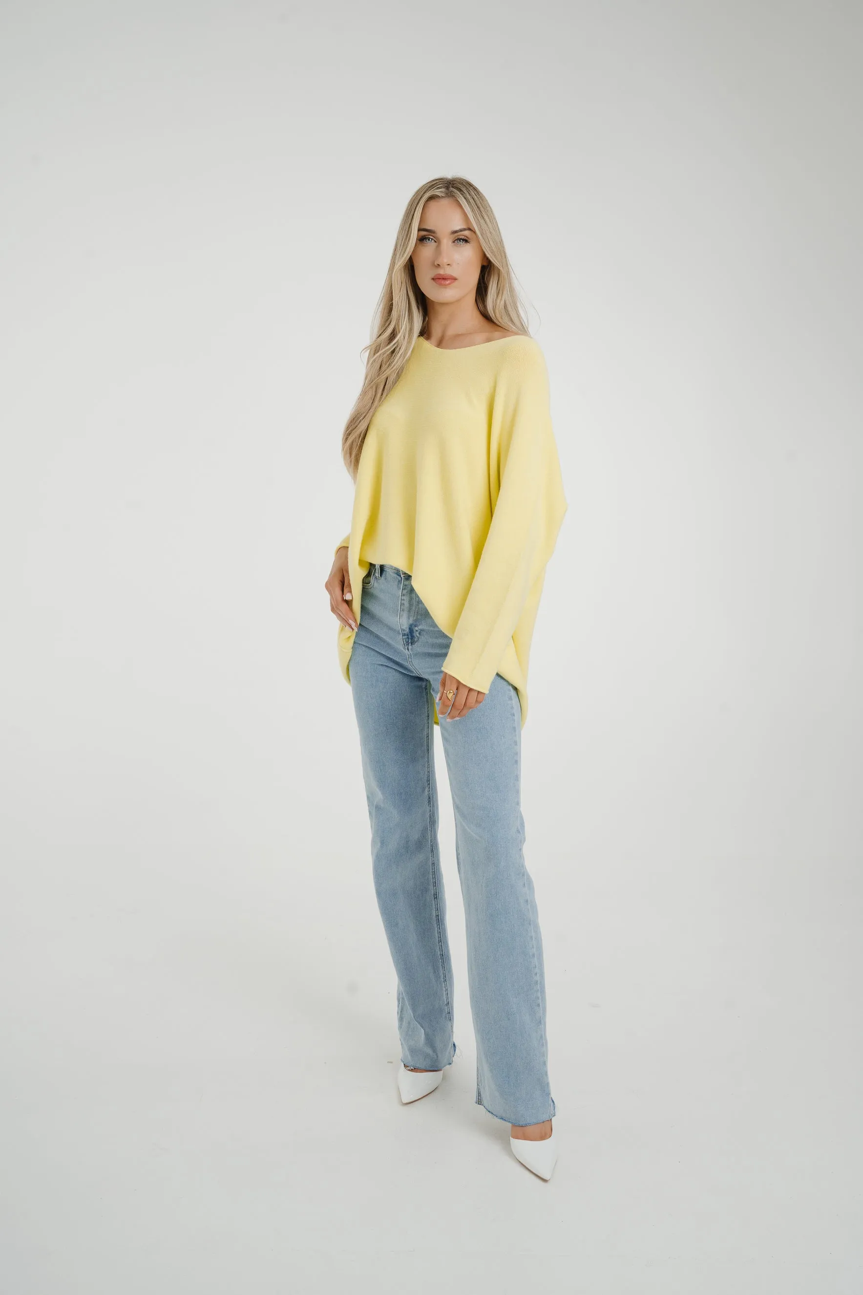 Amber V-Neck Jumper In Yellow