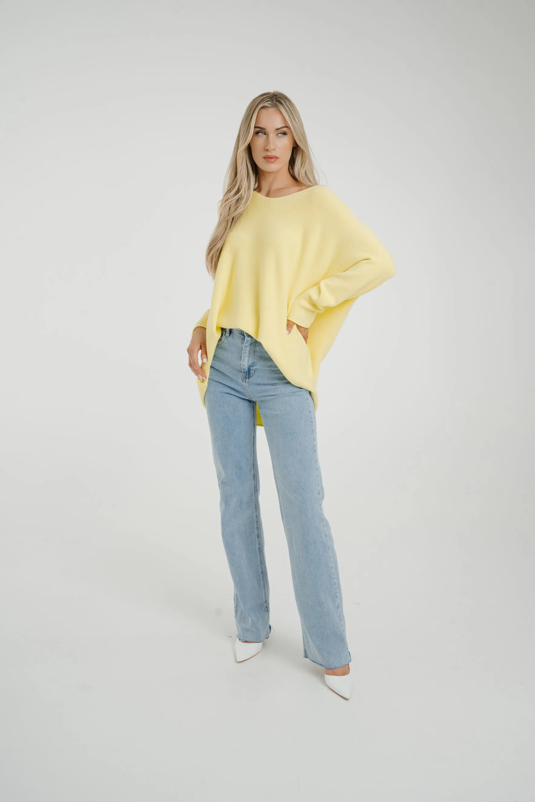 Amber V-Neck Jumper In Yellow