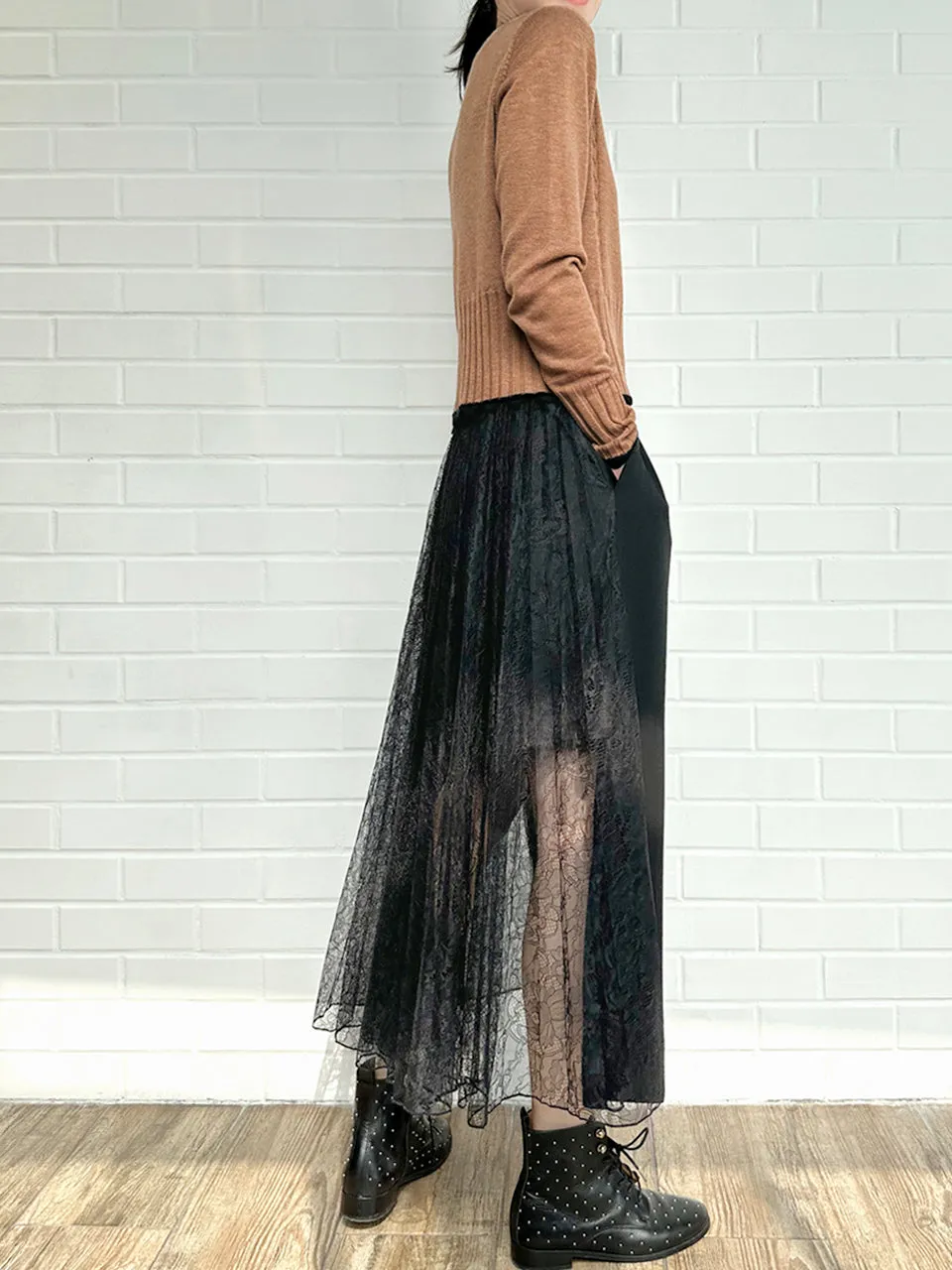 Black Slit Front Pencil Skirt With Pleated Lace Back