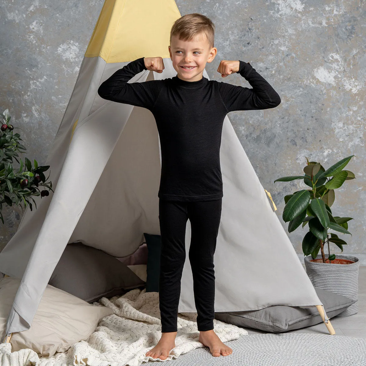 Kids' 160 Long Sleeve & Bottom 2-Piece Black