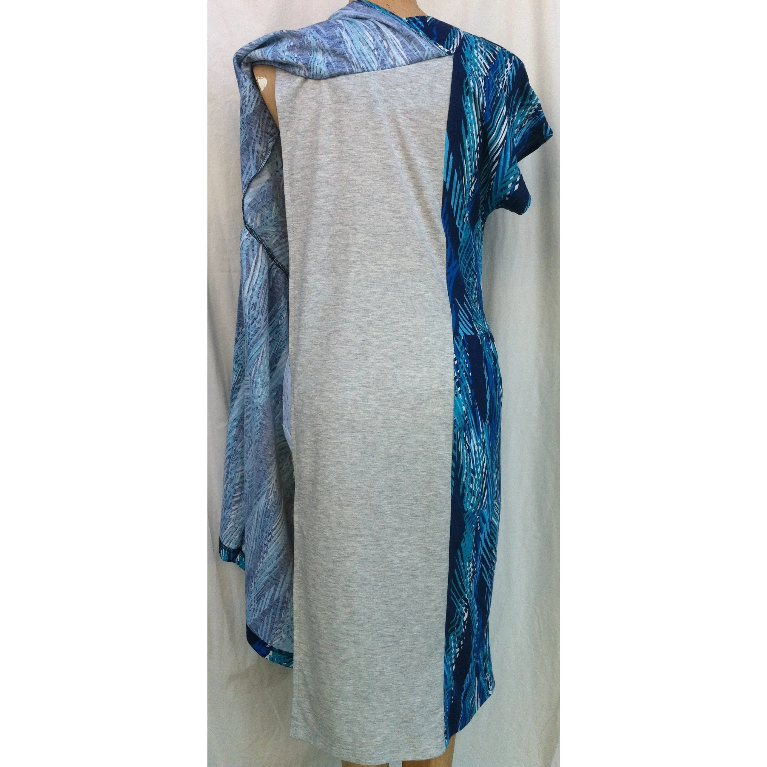 (L4) DAINTREE - BLUE - Budget Split Back Day Dress