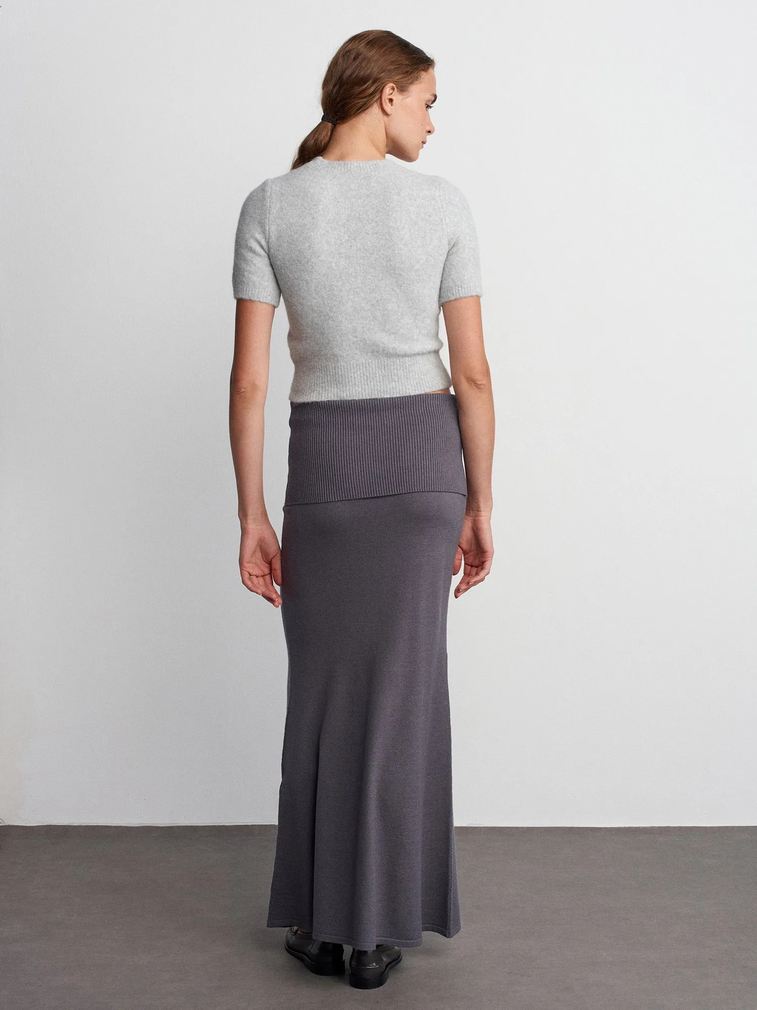 Waist Ribbed Flowy Knitted Skirt-Fumé